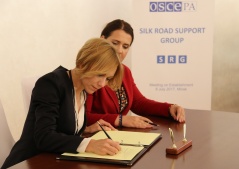 8 July 2017 Signing of the Statute of the Silk Road support group